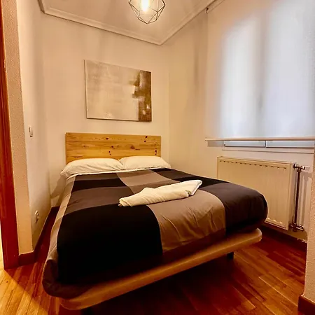 Atuaire Balcon Con Vistas A La Catedral De Apartman *