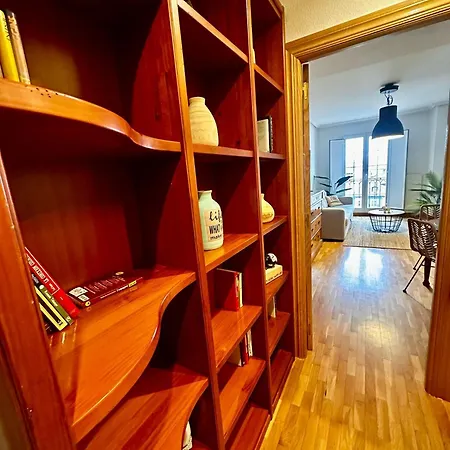 Atuaire Balcon Con Vistas A La Catedral De * Burgo