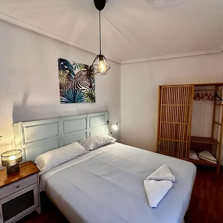 Atuairehome Balcon Con Vistas A La Catedral De Burgo