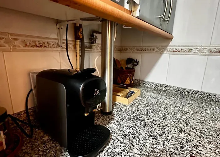 Atuaire Balcon Con Vistas A La Catedral De